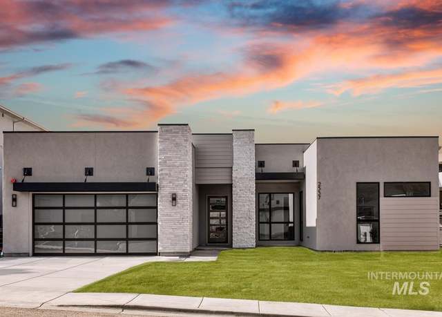 Property at 2537 S Grebe Ave, Boise, ID 83716, 3 beds, 2.5 baths