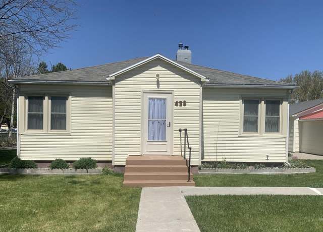 Property at 428 Orchard Dr, Gooding, ID 83330, 3 beds, 2 baths