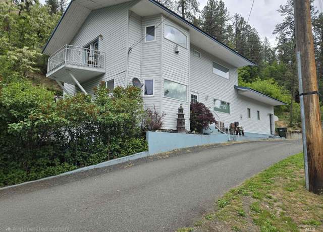 Property at 1230 Ellis Ave, Orofino, ID 83544, 3 beds, 3 baths