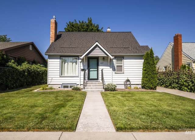 Property at 227 Taylor St, Twin Falls, ID 83301, 2 beds, 2 baths