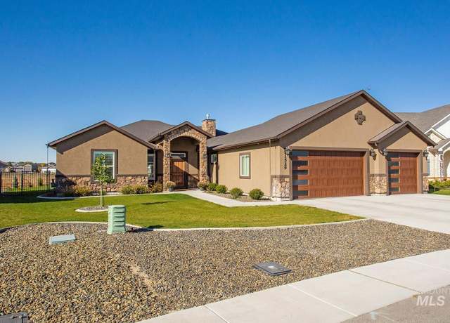 Property at 1529 Clear Creek Loop, Twin Falls, ID 83301, 5 beds, 3 baths