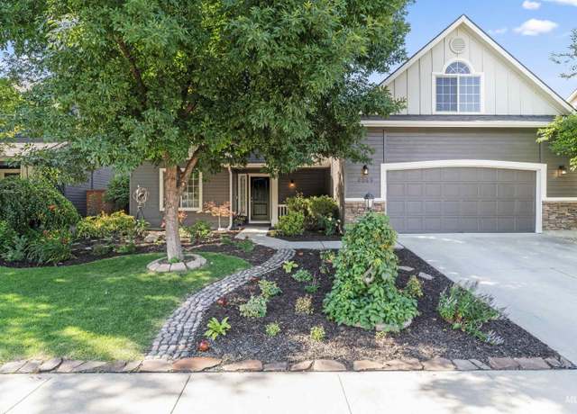 Property at 4089 W Dover Dr, Meridian, ID 83642, 6 beds, 2.5 baths