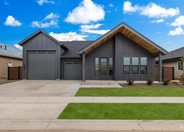Property at 6852 N Fireball Ave, Meridian, ID 83646, 3 beds, 2.5 baths