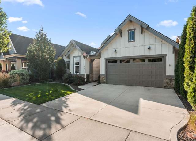 Property at 347 W Lockhart Ln, Meridian, ID 83646, 3 beds, 2 baths
