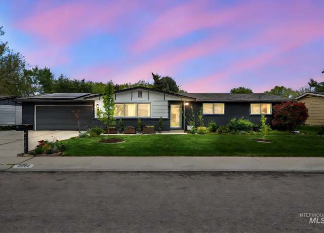 Property at 2044 N Fairmeadow Dr, Boise, ID 83704, 3 beds, 2 baths