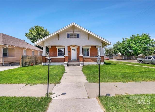 Property at 1300 Normal Ave, Burley, ID 83318, 4 beds, 2 baths