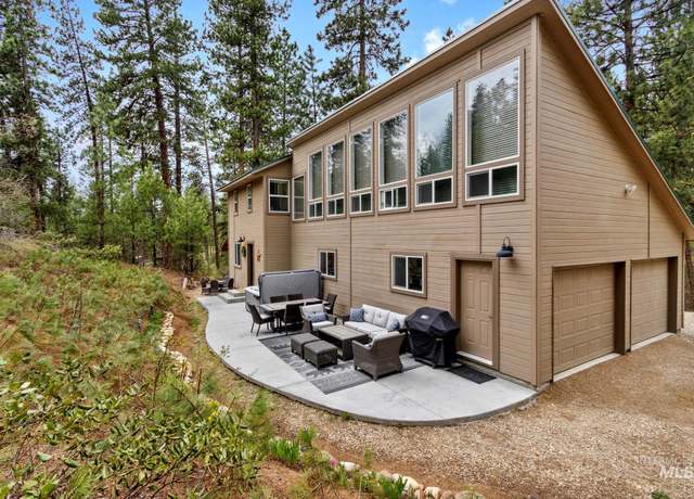 Property at 16 Grouse Rd, Idaho City, ID 83631, 2 beds, 2 baths
