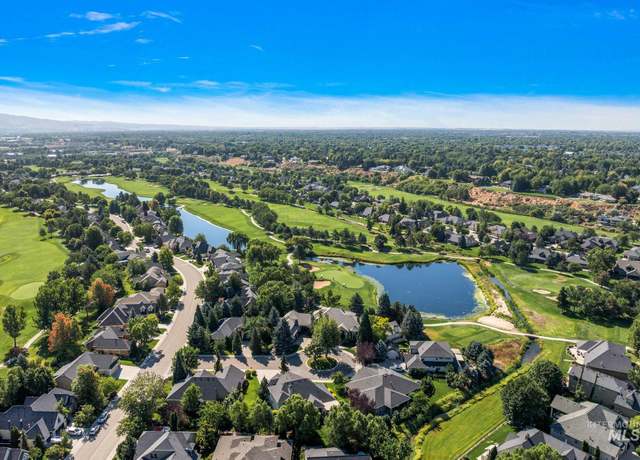 Property at 1703 W Par Ct, Eagle, ID 83616, 3 beds, 3 baths
