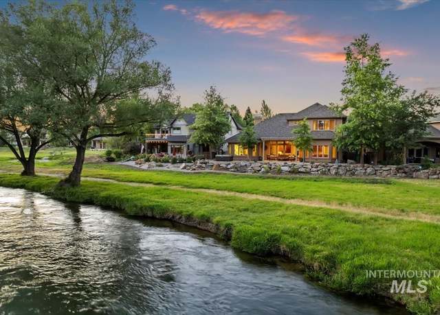 Property at 215 W Riverbridge Ln, Eagle, ID 83616, 4 beds, 3 baths