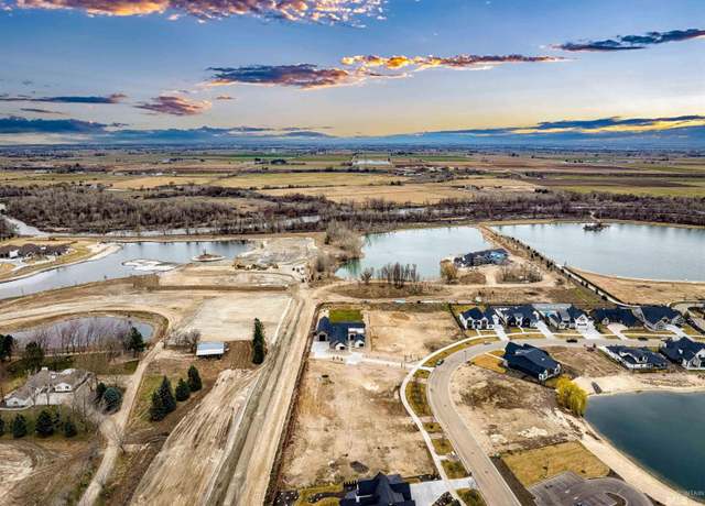 Property at 21492 Salmon Falls Ln, Star, ID 83669