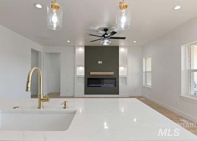 Property at 785 Oakmont St, Payette, ID 83661, 3 beds, 2 baths