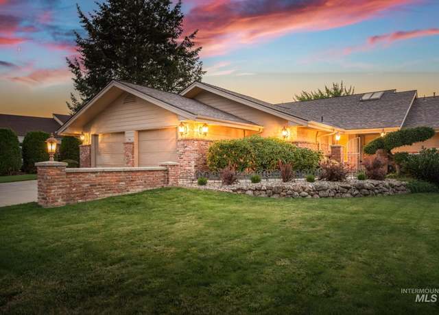 Property at 4028 Fairway Dr, Lewiston, ID 83501, 3 beds, 4 baths