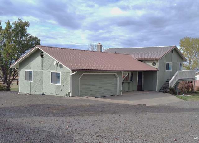 Property at 28 Red Barn Ln, Grangeville, ID 83530, 3 beds, 3 baths