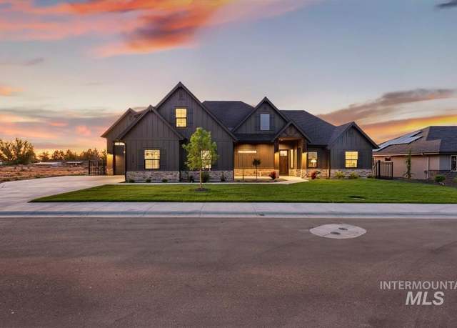 Property at 9739 S Prairie Falcon Ave, Nampa, ID 83686, 4 beds, 3 baths
