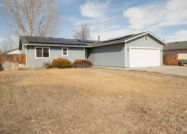 Property at 160 Del Mar, Mountain Home, ID 83647, 3 beds, 2 baths
