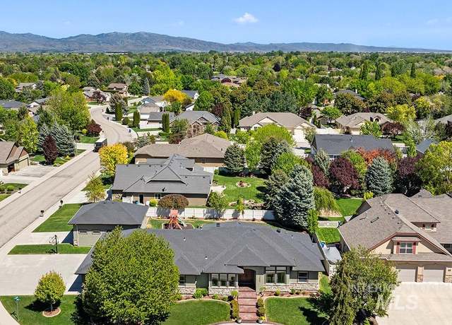 Property at 3660 S Gallatin Way, Boise, ID 83709-3883, 5 beds, 3.5 baths