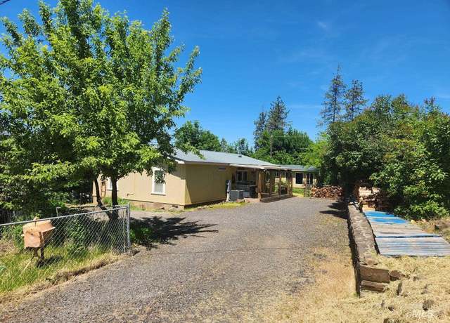 Property at 137 Valley Dr, Kamiah, ID 83536, 3 beds, 2 baths