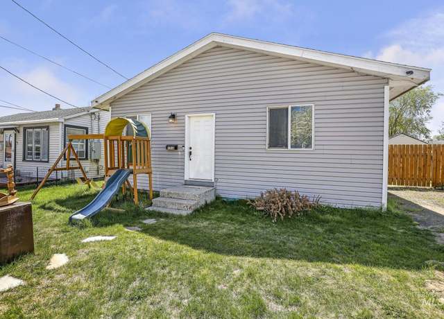 Property at 1548 3rd Ave E, Twin Falls, ID 83301, 4 beds, 2 baths