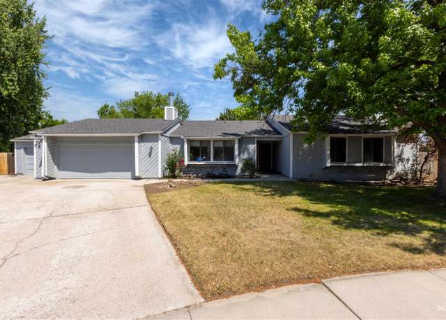 Property at 10276 W Summerwind Dr, Boise, ID 83704-3950, 6 beds, 3 baths