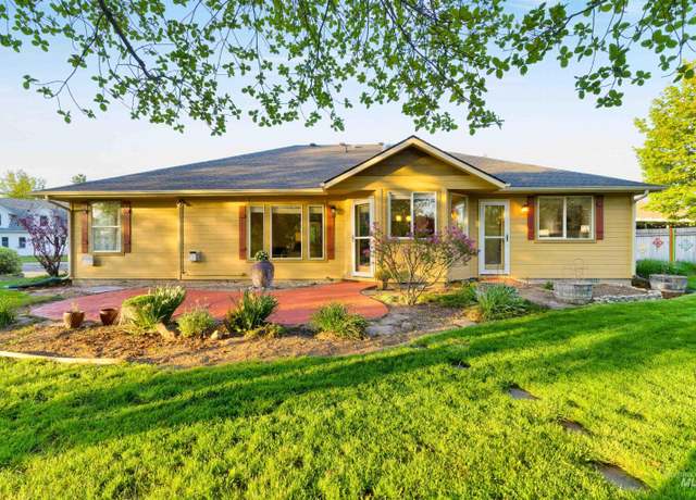 Property at 2095 E Celia Ct, Eagle, ID 83616, 4 beds, 2 baths
