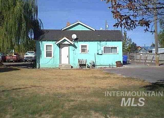 Property at 685 Locust St S, Twin Falls, ID 83301, 2 beds, 1 bath