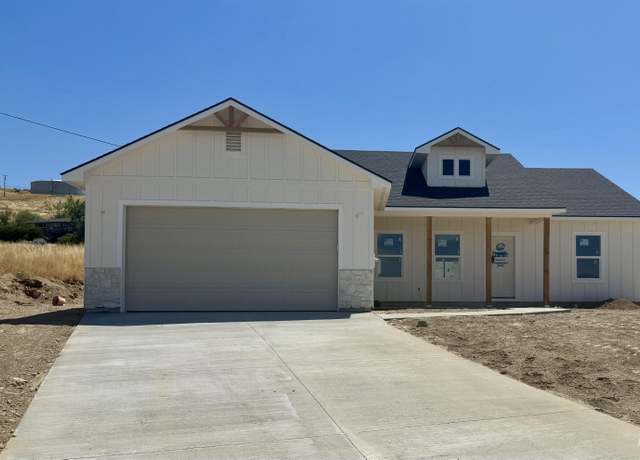 Property at 881 S Iowa, Payette, ID 83661, 3 beds, 2 baths