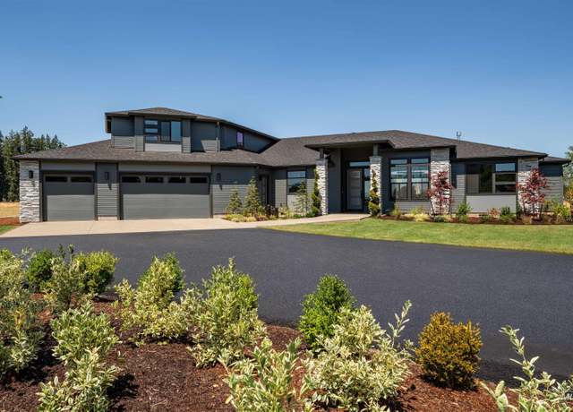 Property at 7831 W Flathead Lake St, Eagle, ID 83616, 4 beds, 3.5 baths