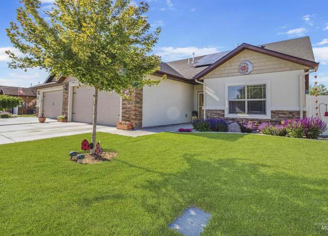 Property at 2791 Whispering Pine Dr, Twin Falls, ID 83301, 2 beds, 2 baths