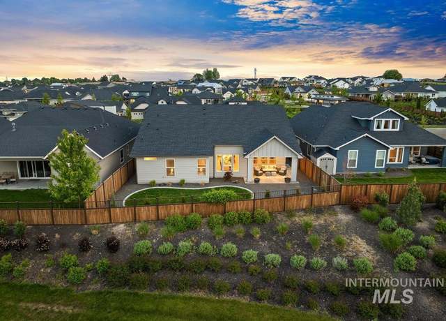 Property at 1292 W Capstone Dr, Nampa, ID 83686, 4 beds, 2 baths