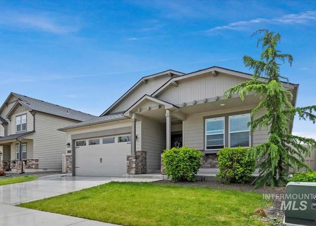 Property at 6111 W Drummond Dr, Meridian, ID 83646, 3 beds, 2 baths