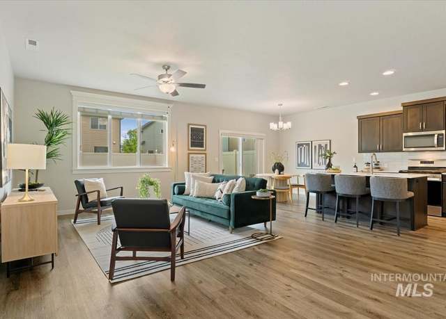 Property at 2219 E Danzee Dr, Boise, ID 83716, 3 beds, 2.5 baths