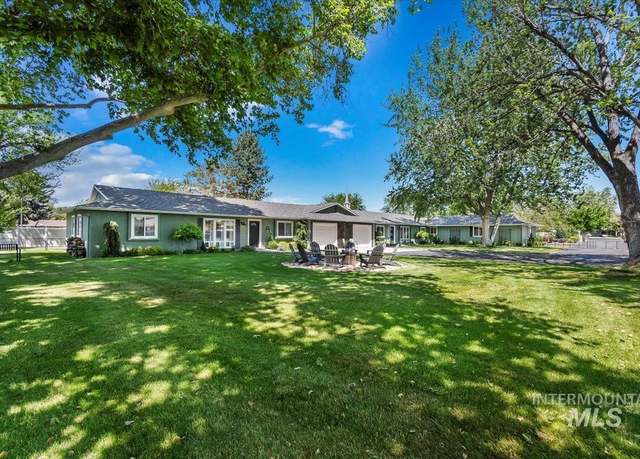 Property at 4901/4903 N Mitchell St, Boise, ID 83704, 5 beds, 4 baths