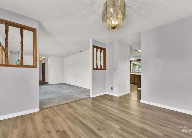 Property at 204 Hilldrop St, Caldwell, ID 83605, 4 beds, 2 baths