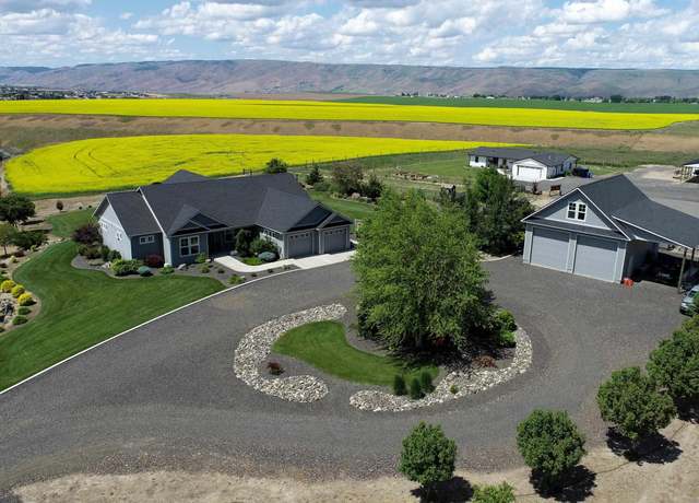Property at 2211 Burrell Ave, Lewiston, ID 83501, 4 beds, 2.5 baths