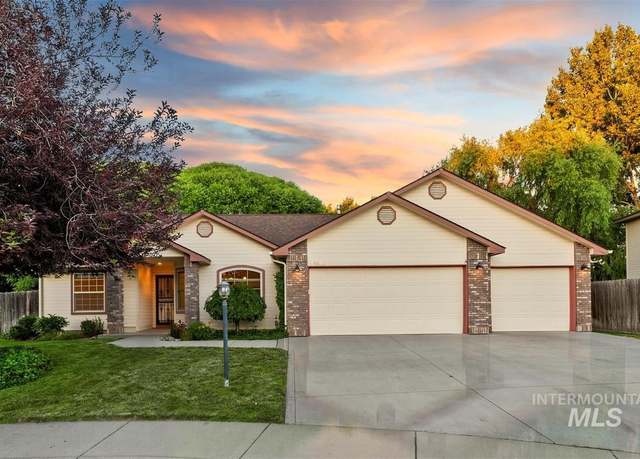 Property at 6300 S Eclipse Pl, Boise, ID 83709, 3 beds, 2 baths