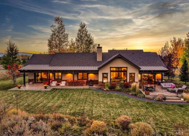 Property at 306 Otter Pond Ln, Mccall, ID 83638, 4 beds, 3.5 baths
