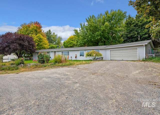 Property at 598 N Gray, King Hill, ID 83633, 3 beds, 1 bath