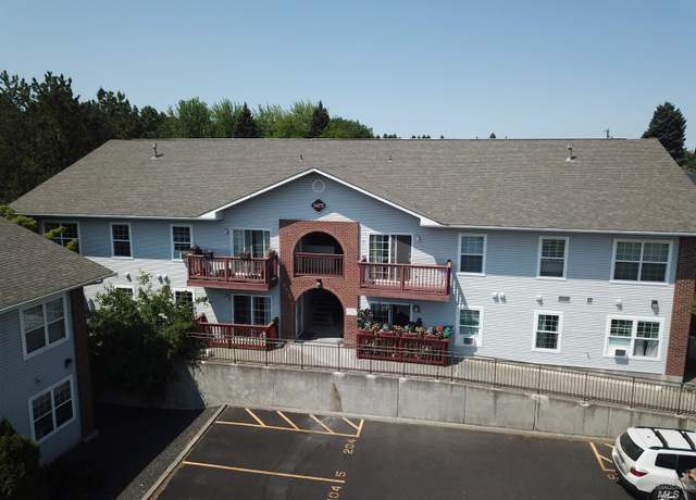 Property at 1475 Northwood Dr #202, Moscow, ID 83843, 3 beds, 2 baths