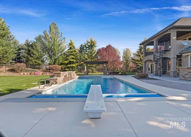 Property at 3343 S Donnington, Eagle, ID 83616, 4 beds, 3.5 baths
