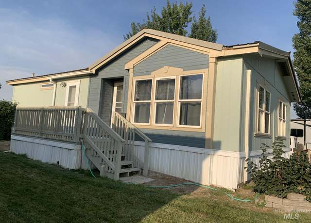 Property at 1220 N 4th St #64, Parma, ID 83660, 3 beds, 2 baths