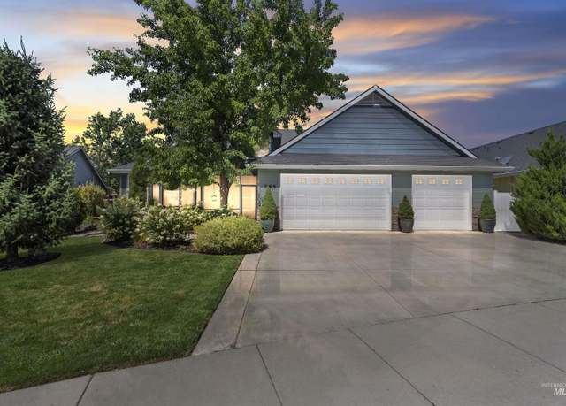 Property at 785 S Aries Ave, Star, ID 83669, 3 beds, 3 baths