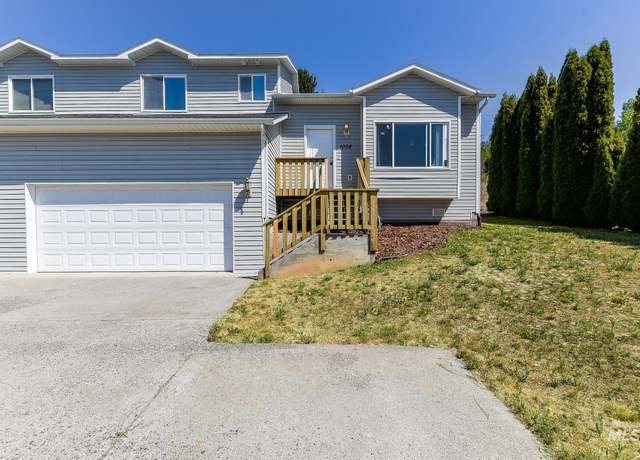 Property at 1008 Jefferson Ct, Moscow, ID 83843, 4 beds, 3 baths