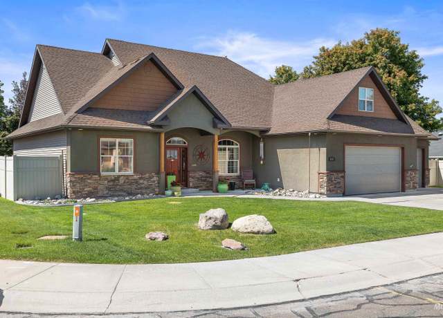 Property at 455 Coiner Cir, Twin Falls, ID 83301-7891, 4 beds, 2.5 baths