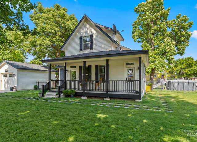 Property at 206 W Blvd, New Plymouth, ID 83655, 3 beds, 2.5 baths