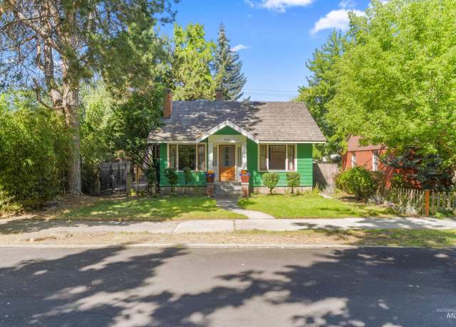 Property at 2015 & 2015 1/2 N 19th, Boise, ID 83702, 2 beds, 2 baths