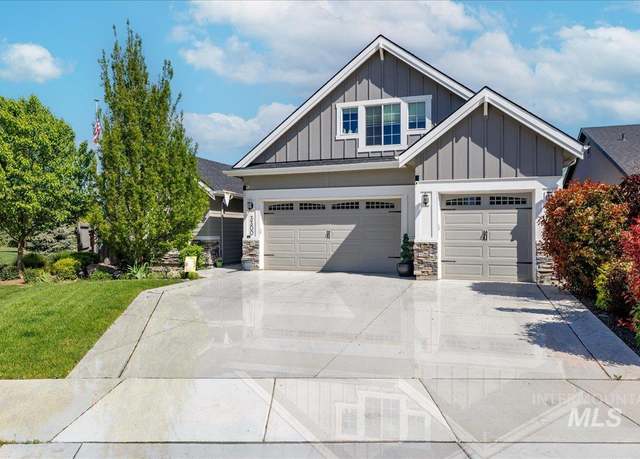 Property at 3300 E Levin Dr, Meridian, ID 83642, 3 beds, 3 baths