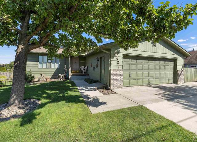 Property at 3427 14th St, Lewiston, ID 83501-0000, 4 beds, 2 baths