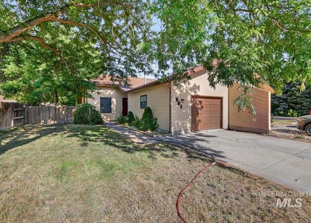 Property at 861 Cypress Way, Twin Falls, ID 83301, 2 beds, 2 baths