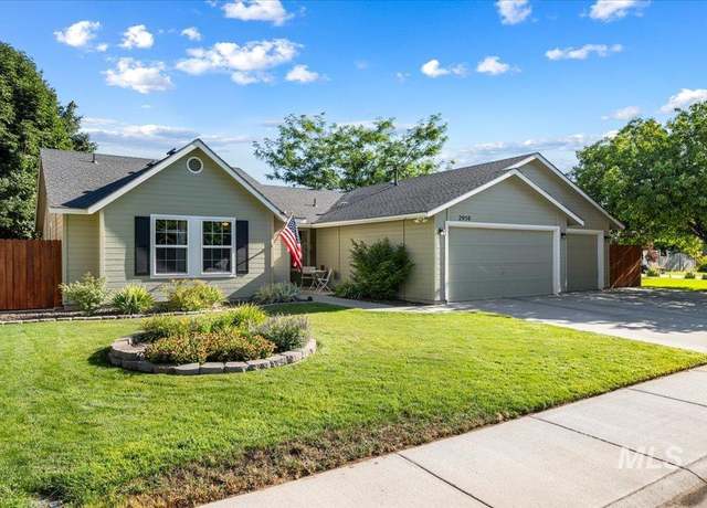 Property at 2950 W Stephanie Ct, Meridian, ID 83646, 3 beds, 2 baths