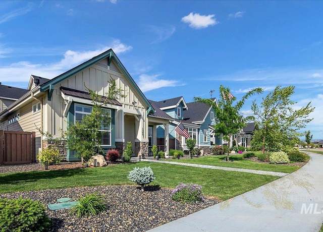 Property at 3784 W Silver River Ln, Meridian, ID 83646, 3 beds, 2.5 baths